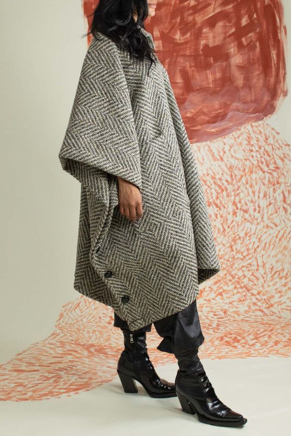 Stylish Loose Batwing Sleeve Tweed Cloak