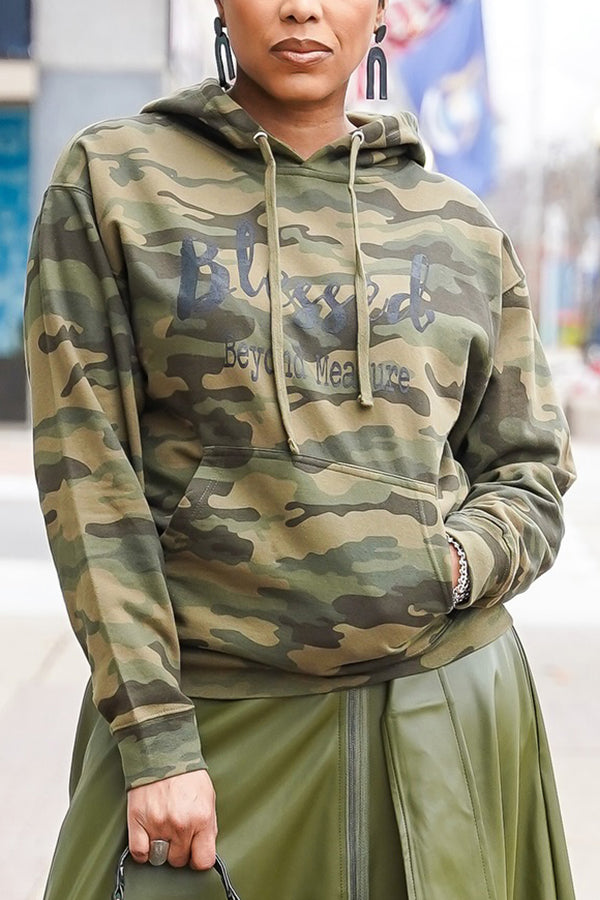 Retro Camouflage Text Pattern Front Pocket Hoodie