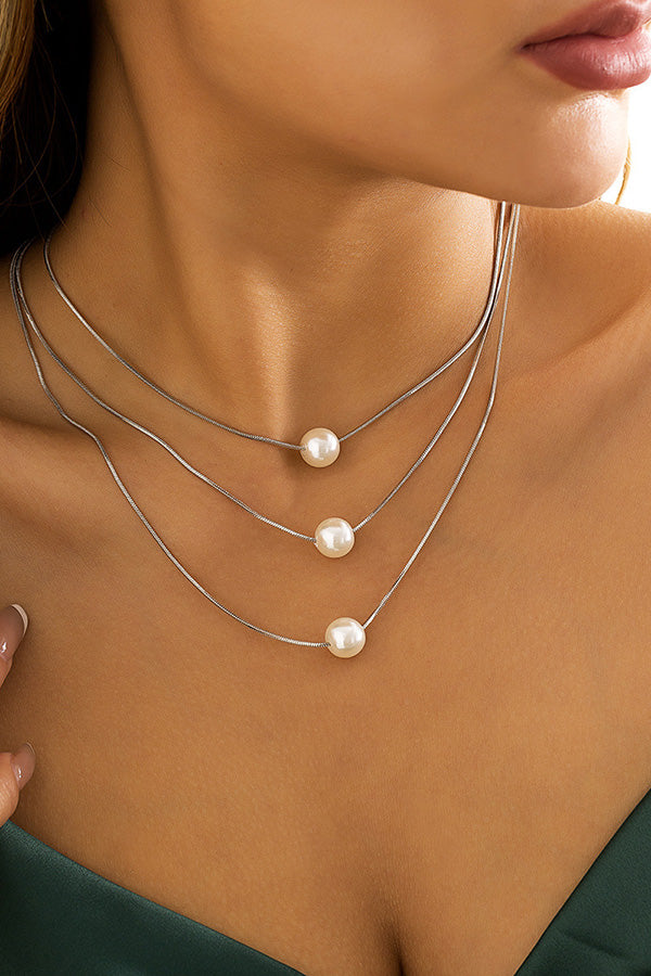 Layered Wear Faux Pearl Pendant Necklace